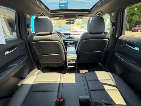 Used 2023 Cadillac XT4 Sport image 27