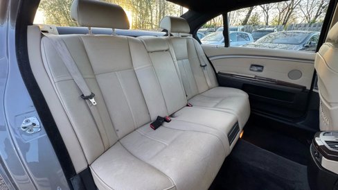 Used 2006 BMW 750Li image 24