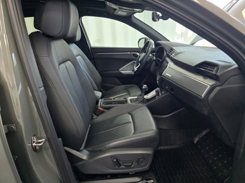 Used 2022 Audi Q3 2.0T Premium w/ Convenience Package image 26