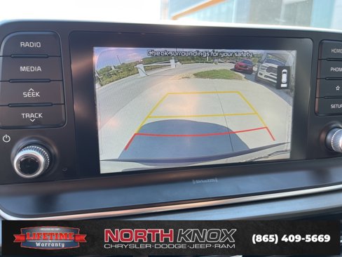 Used 2020 Kia Telluride LX image 11