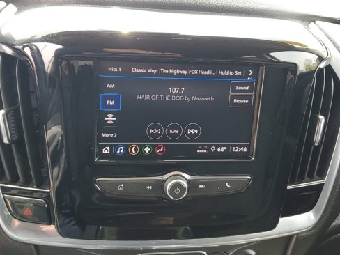Used 2020 Chevrolet Traverse LT image 22