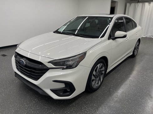 Used 2024 Subaru Legacy Limited image 4