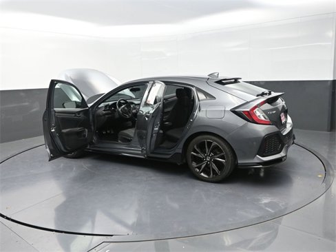 Used 2018 Honda Civic Sport image 39