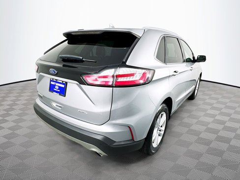 Used 2020 Ford Edge SEL image 5