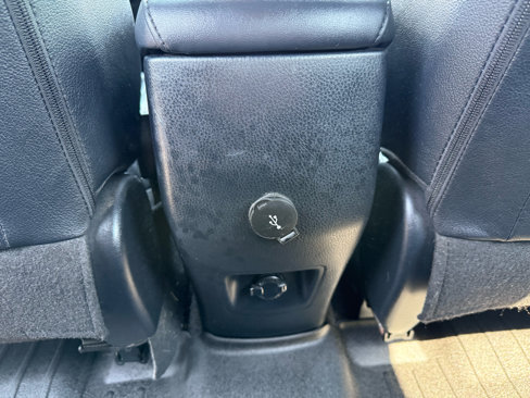 Used 2017 Toyota RAV4 SE image 16