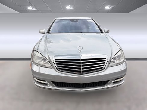 Used 2011 Mercedes-Benz S 550 image 6
