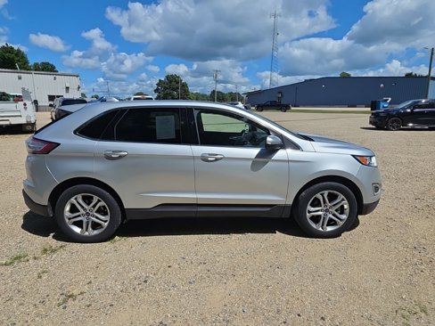 Used 2018 Ford Edge Titanium w/ Technology Package image 3