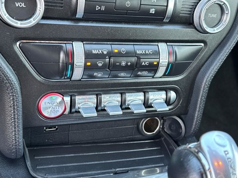 Used 2019 Ford Mustang Coupe w/ Equipment Group 101A image 26
