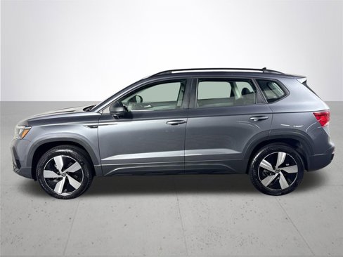Certified 2024 Volkswagen Taos S image 10