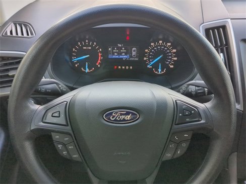Used 2020 Ford Edge SE image 30