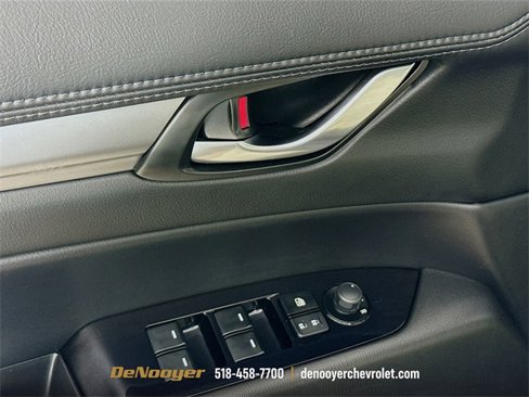 Used 2020 MAZDA CX-5 Touring image 17