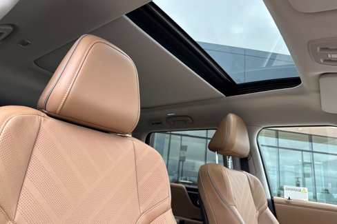New 2025 INFINITI QX80 Luxe image 19