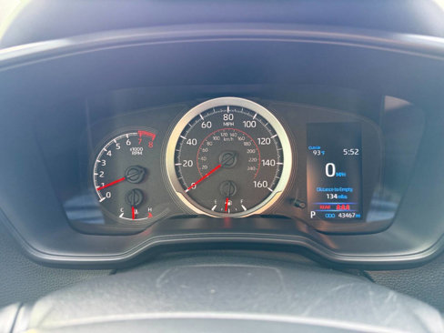 Used 2022 Toyota Corolla SE image 15