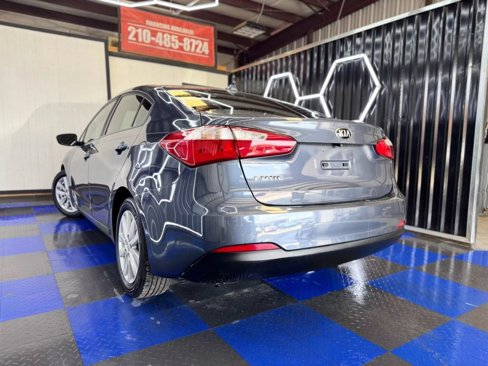 Used 2016 Kia Forte LX w/ LX Popular Plus Package image 16