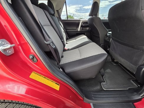 Used 2021 Toyota 4Runner SR5 image 19