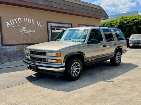 Used 1999 Chevrolet Tahoe 2WD w/ Comfort & Security Pkg image 1