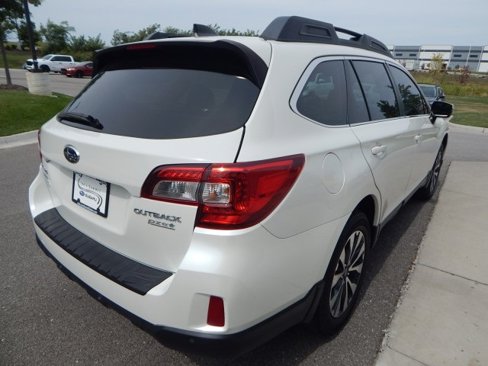 Used 2017 Subaru Outback 2.5i Limited image 7
