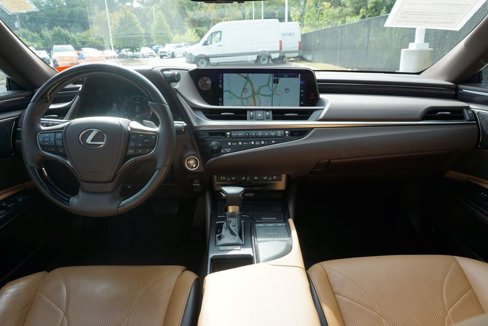 Used 2019 Lexus ES 350 image 17