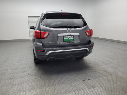 Used 2020 Nissan Pathfinder S image 6
