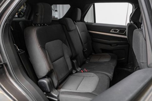 Used 2017 Ford Explorer XLT w/ Equipment Group 201A image 38