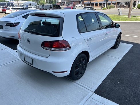 Used 2010 Volkswagen Golf 4-Door image 20
