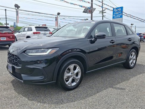 Certified 2025 Honda HR-V LX image 3
