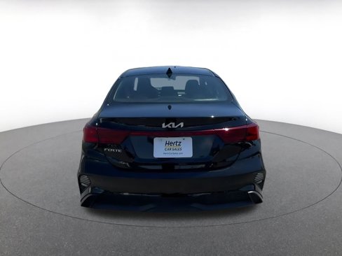 Used 2024 Kia Forte LXS image 12