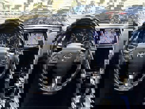 Used 2015 INFINITI Q50 Premium w/ Navigation Package image 16