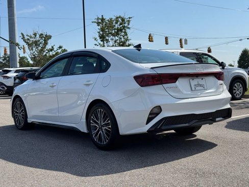 Used 2024 Kia Forte GT-Line w/ GT-Line Premium Package image 11