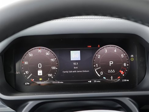New 2025 Land Rover Defender 110 S image 31