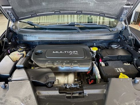 Used 2016 Jeep Cherokee Latitude image 28