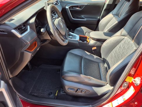 Used 2019 Toyota RAV4 Adventure image 7