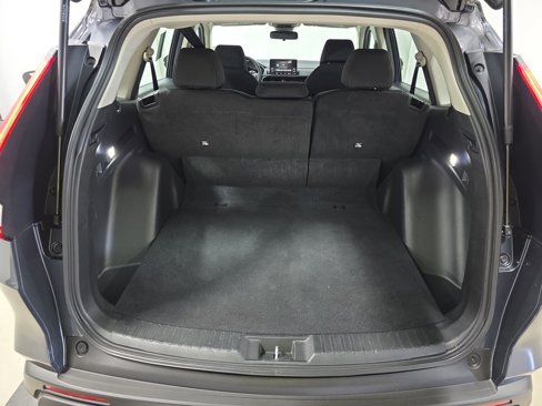 Used 2023 Honda CR-V LX image 10