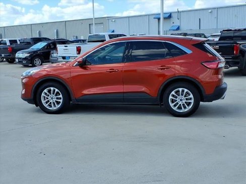 Used 2020 Ford Escape SE image 4