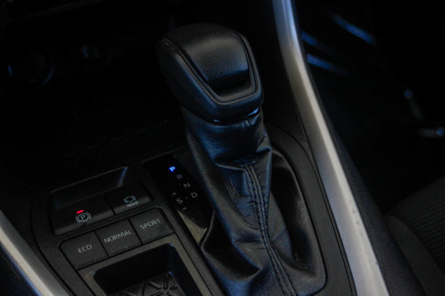 Used 2022 Toyota RAV4 LE image 19