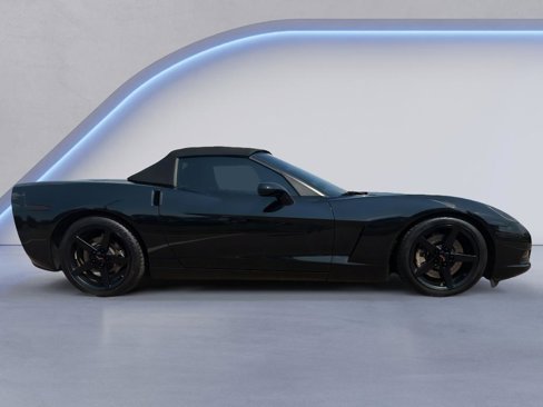 Used 2007 Chevrolet Corvette Convertible w/ Preferred Equipment Group image 4