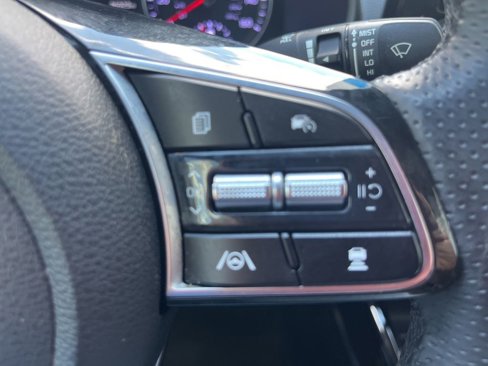 Used 2022 Kia Forte GT-Line w/ GT-Line Premium Package image 17