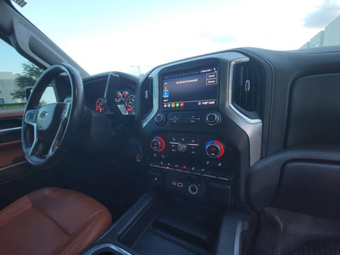 Used 2020 Chevrolet Silverado 1500 RST image 18