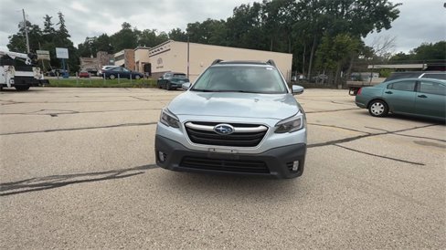 Used 2020 Subaru Outback Premium w/ Popular Package #1 image 3