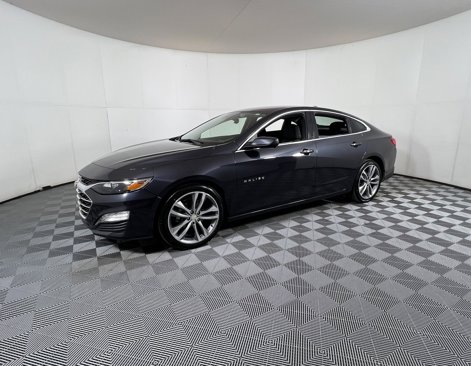 Used 2023 Chevrolet Malibu LT image 2