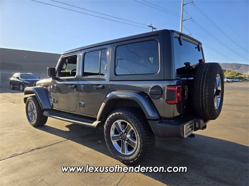 Used 2018 Jeep Wrangler Unlimited Sahara image 5