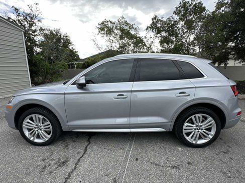 Used 2018 Audi Q5 Prestige w/ Prestige Package image 3
