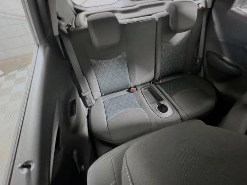 Used 2022 Chevrolet Spark LS image 31