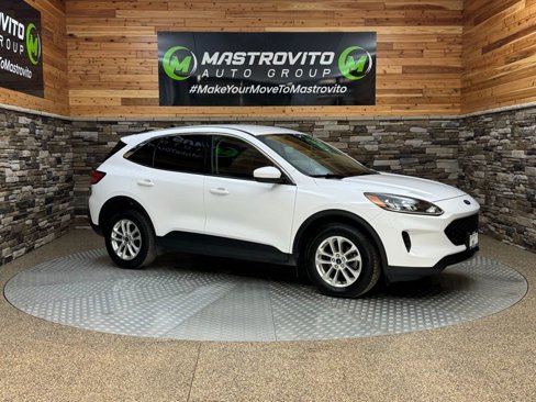 Used 2020 Ford Escape SE image 16