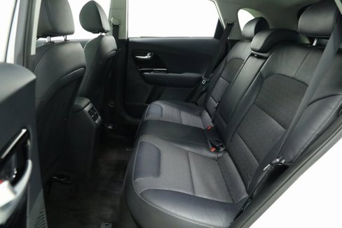 Used 2017 Kia Niro EX image 25