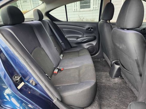 Used 2012 Nissan Versa SV image 15