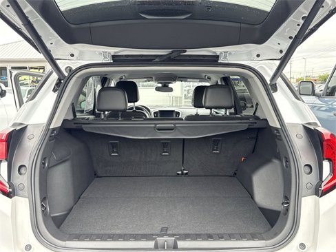 Used 2022 GMC Terrain SLT image 10