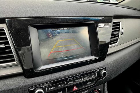 Used 2019 Kia Niro LX image 22