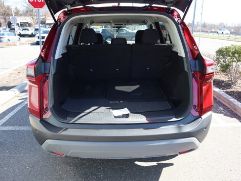 Certified 2023 Nissan Rogue S image 28