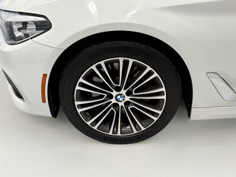 Used 2019 BMW 530i xDrive w/ Convenience Package image 26